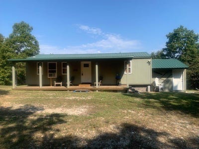 /international/us/304-tater-knob-lane-yellville-ar-110102383916/