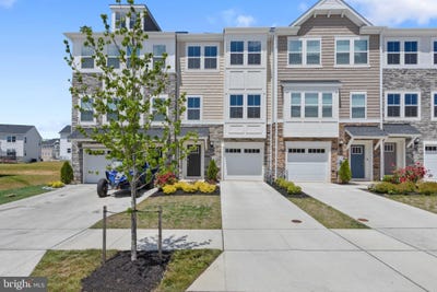 /international/us/10893-drummond-place-white-plains-md-110107910154/