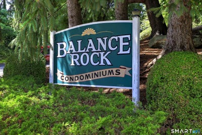 /international/us/43-balance-rock-road-seymour-ct-110108098632/