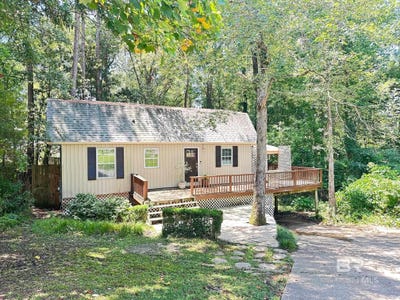 /international/us/175-lakeview-loop-daphne-al-110101037928/