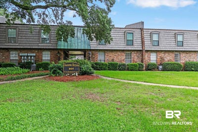 /international/us/207-s-mobile-street-fairhope-al-110108580550/