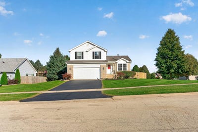 /international/us/408-brook-linsee-lane-poplar-grove-il-110120419227/