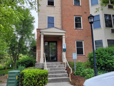 /international/us/409-farrell-street-south-burlington-vt-110108720761/