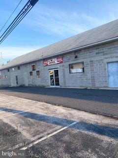 /international/us/12r-middle-st-taneytown-md-110104095907/