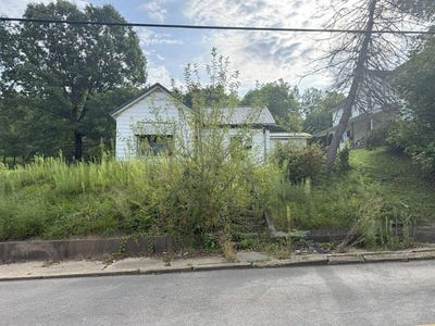 /international/us/310-s-state-street-crooksville-oh-110119968971/