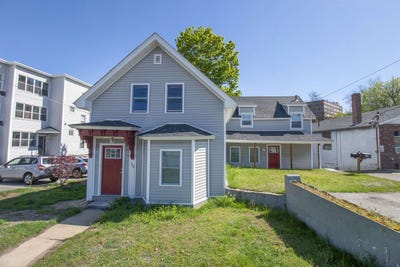 /international/us/334-massabesic-street-manchester-nh-110108025961/