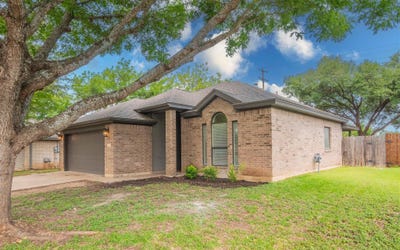 /international/us/208-bastian-ln-georgetown-tx-110098821376/