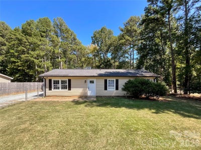 /international/us/412-n-secrest-avenue-monroe-nc-110110271381/