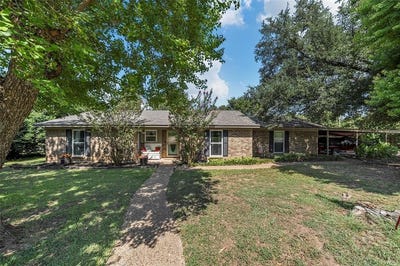 /international/us/611-rosenthal-road-lorena-tx-110101488370/