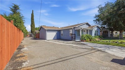 /international/us/215-n-mcclay-santa-ana-ca-110106616444/