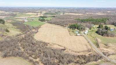 /international/us/county-road-s-blair-wi-110107548054/