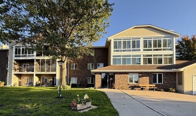 /international/us/403-se-delaware-avenue-ankeny-ia-110120423348/