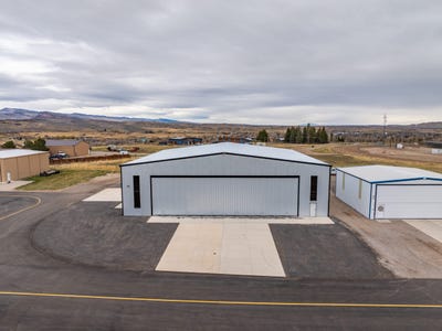 /international/us/517-hunt-field-lander-wy-110107058170/
