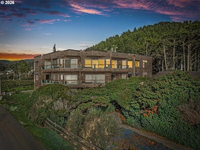 /international/us/438-shellmidden-way-yachats-or-110107652453/