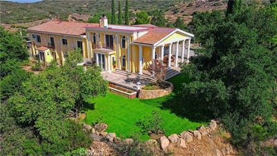 /international/us/17392-los-alisos-lake-elsinore-ca-110108412266/