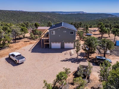 /international/us/8310-cow-path-kanab-ut-110094981403/