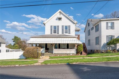 /international/us/214-n-5th-st-youngwood-pa-110107286461/