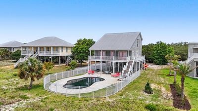 /international/us/7613-belle-fontaine-drive-ocean-springs-ms-110108348916/