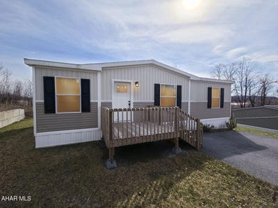 /international/us/306-clayton-drive-duncansville-pa-110106601527/
