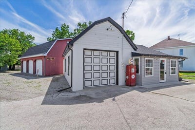 /international/us/21640-main-street-raymond-oh-110108799850/
