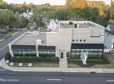 /international/us/507-broad-street-shrewsbury-boro-nj-110102074043/
