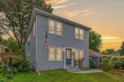 /international/us/60-grove-street-mahtomedi-mn-110109722353/