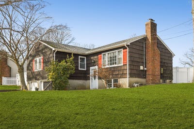 /international/us/36-spruce-drive-east-northport-ny-110097686729/?lang=en