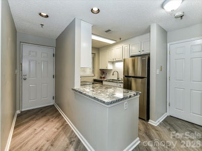 /international/us/211-heritage-boulevard-fort-mill-sc-110105336485/