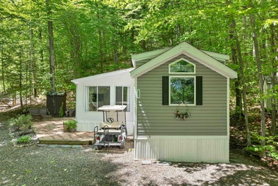 /international/us/262-high-country-way-holderness-nh-110108500192/