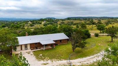 /international/us/168-stoney-hills-rd-center-point-tx-110099911409/