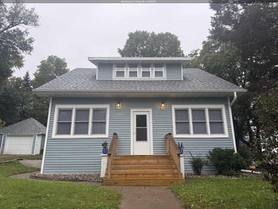 /international/us/800-dakota-st-akron-ia-110110375225/