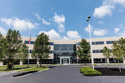 /international/us/1-innovation-way-merrimack-nh-110108492379/