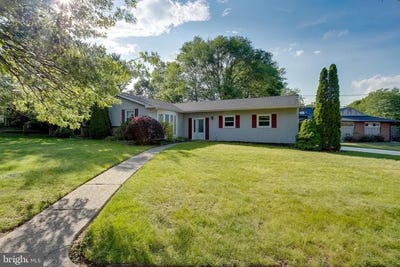 /international/us/403-jamaica-drive-cherry-hill-nj-110108223177/