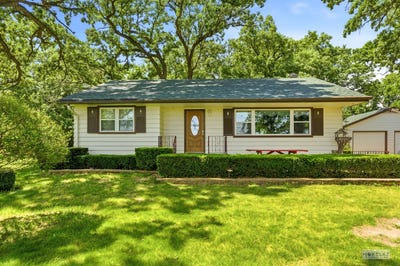 /international/us/7823-galena-road-bristol-il-110108767086/