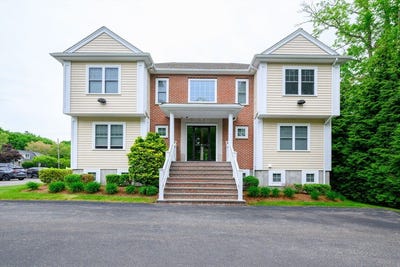 /international/us/154-bedford-st-abington-ma-110108945597/
