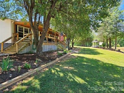 /international/us/3520-pea-ridge-road-morganton-nc-110108384340/