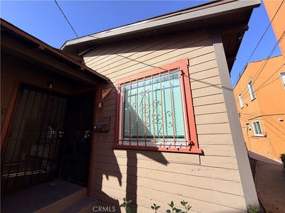 /international/us/6803-middleton-street-huntington-park-ca-110120096496/