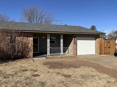 /international/us/2807-concord-ln-woodward-ok-110105317793/