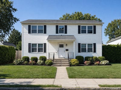 /international/us/2-7-lambert-avenue-farmingdale-ny-110107195727/