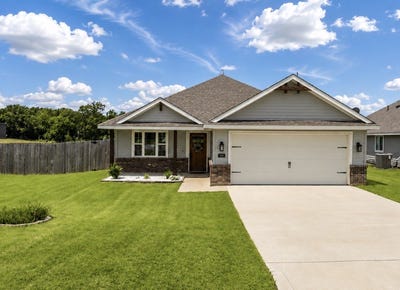 /international/us/136-johnson-lane-hillsboro-tx-110119522832/