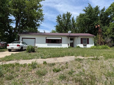 /international/us/607-e-maple-sutton-ne-110108331619/