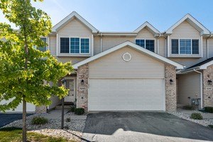/international/us/5245-southwick-court-matteson-il-110107509657/