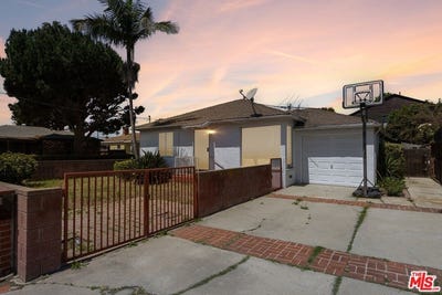 /international/us/11257-greenlawn-ave-culver-city-ca-110108342584/