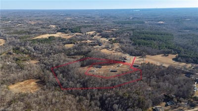 /international/us/21-nc-highway-704-madison-nc-110105951853/