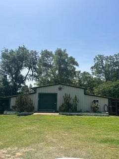 /international/us/441-cr-2417-leesburg-tx-110100479690/