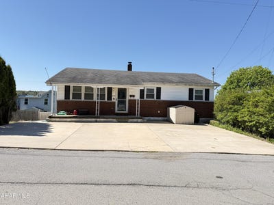 /international/us/312-grant-street-gallitzin-pa-110108026962/