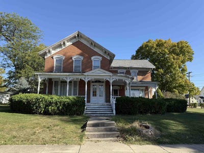 /international/us/302-main-warren-il-110095112218/