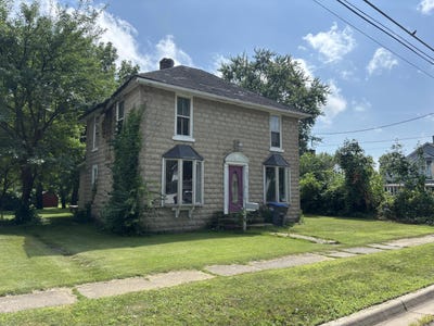 /international/us/605-e-west-street-sturgis-mi-110100942153/