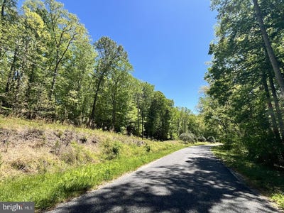/international/us/richmond-highway-tappahannock-va-110100563208/
