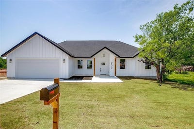 /international/us/233-lakeshore-drive-runaway-bay-tx-110098833194/